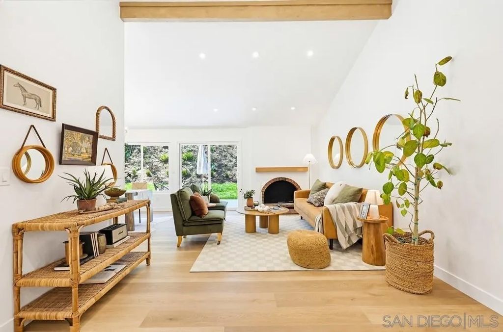 Photo of 725 Santa Florencia, Solana Beach, CA 92075 (MLS # 260010920)