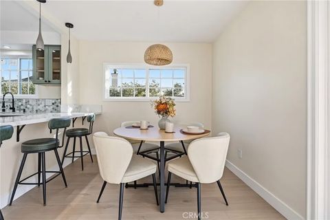 Tiny photo for 9233 Swinton Avenue, North Hills, CA 91343 (MLS # SR25273262)