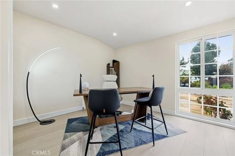 Tiny photo for 9233 Swinton Avenue, North Hills, CA 91343 (MLS # SR25273262)