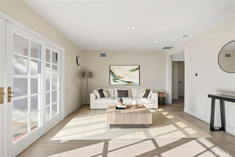 Tiny photo for 9233 Swinton Avenue, North Hills, CA 91343 (MLS # SR25273262)