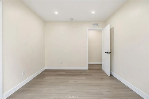 Tiny photo for 9233 Swinton Avenue, North Hills, CA 91343 (MLS # SR25273262)