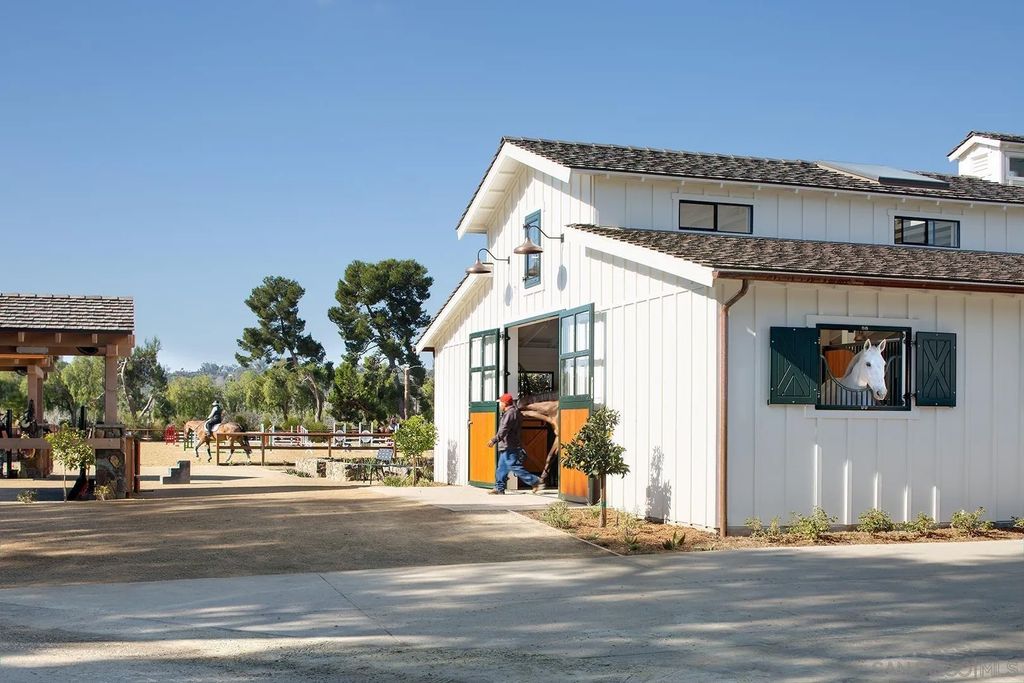 Photo of 16147 Via De Santa Fe, Rancho Santa Fe, CA 92067 (MLS # 240013972)