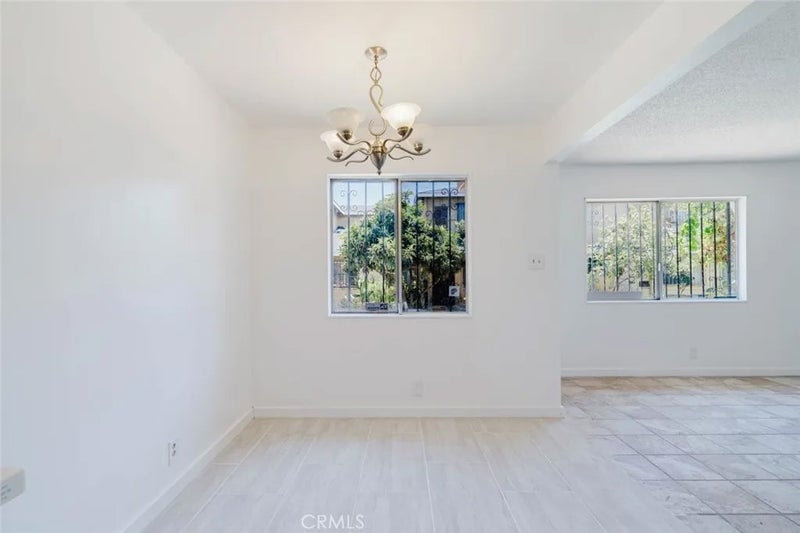 7 Fiesta Lane