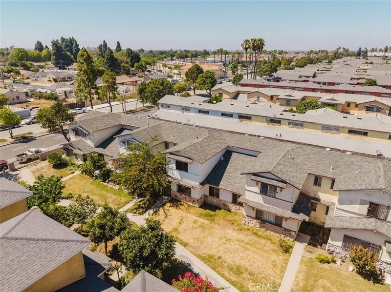 7 Fiesta Lane