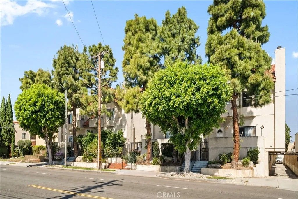 Photo of 4021 182nd #H St, Torrance, CA 90504 (MLS # AR26052933)