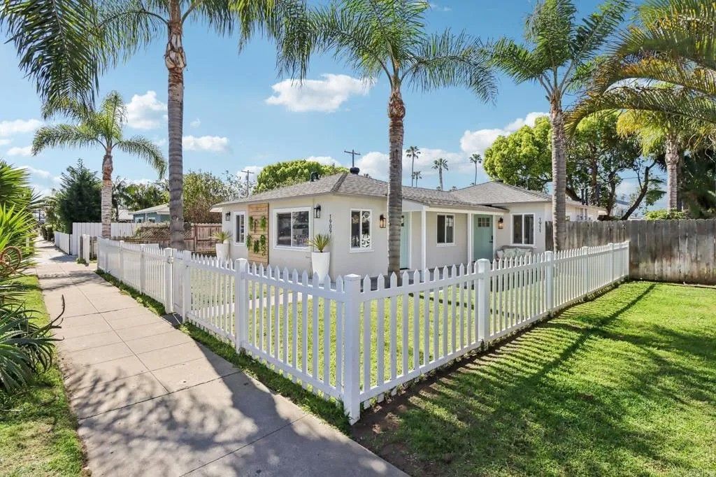 Photo of 1909 S Freeman Street, Oceanside, CA 92054 (MLS # NDP2602039)