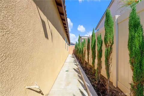 Tiny photo for 26076 Ranch House Rd, Homeland, CA 92548 (MLS # CV25249229)