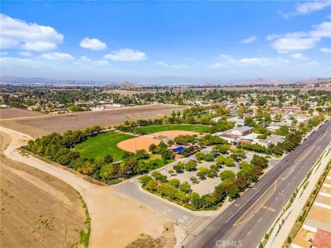 Tiny photo for 26076 Ranch House Rd, Homeland, CA 92548 (MLS # CV25249229)