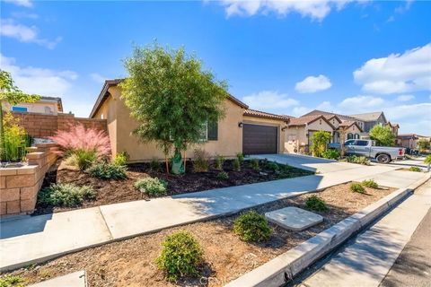 Tiny photo for 26076 Ranch House Rd, Homeland, CA 92548 (MLS # CV25249229)