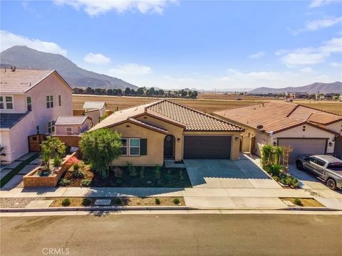 Photo of 26076 Ranch House Rd, Homeland, CA 92548 (MLS # CV25249229) Photo of 26076 Ranch House Rd, Homeland, CA 92548 (MLS # CV25249229)