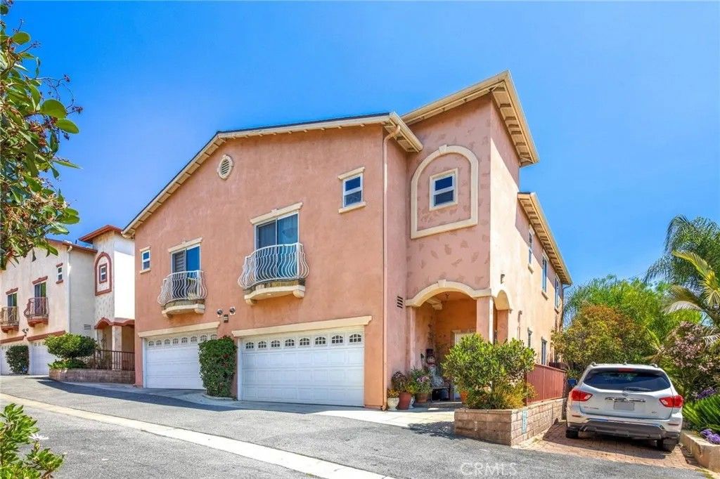 Photo of 12385 Osborne Street #2, Pacoima, CA 91331 (MLS # SR26014333)