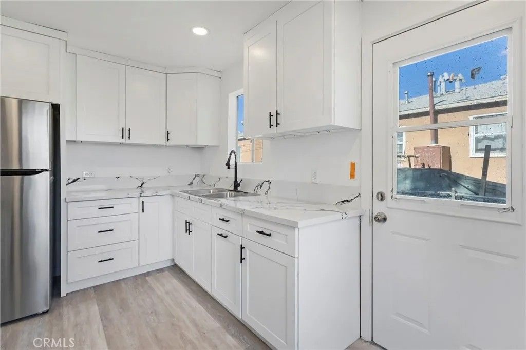 Photo of 543 N Barbara, Azusa, CA 91702 (MLS # OC26056408)