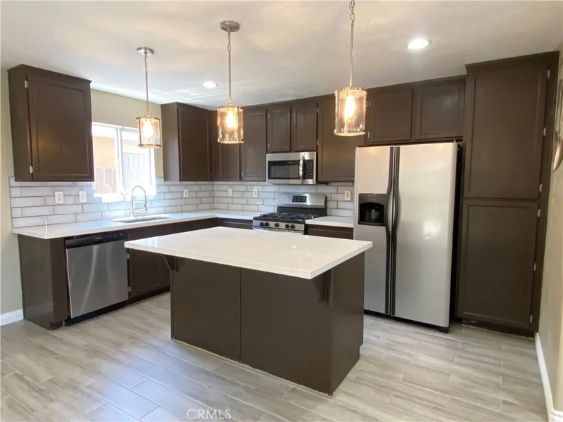 1110 Birch Lane