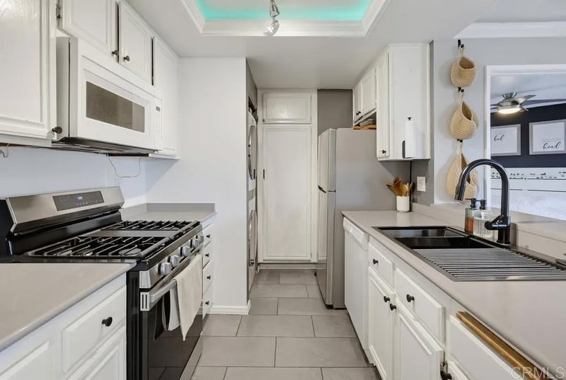 3045 Blue Oak Court