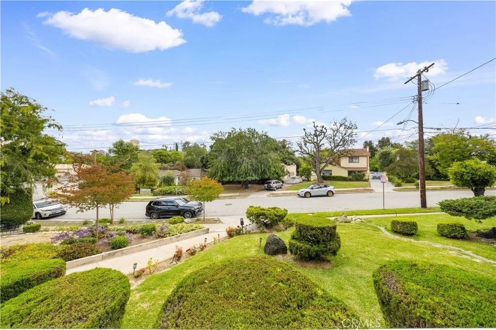 Photo of 35 W State, Pasadena, CA 91105 (MLS # WS26091065)