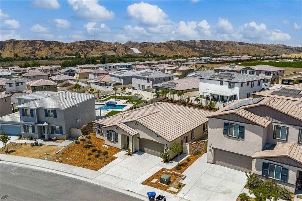 Photo of 11615 Zoeller Street, Beaumont, CA 92223 (MLS # SW26108075)