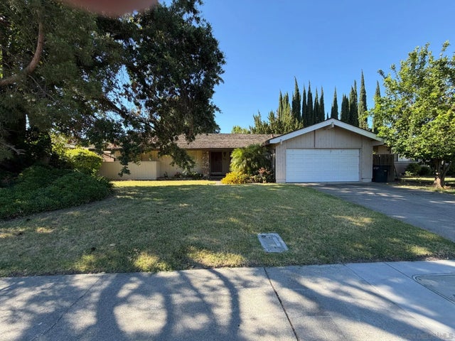 622 Rivercrest Dr., Sacramento