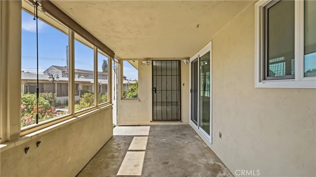 229 De Anza