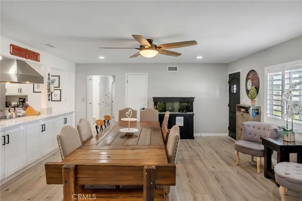 8758 Deep Creek