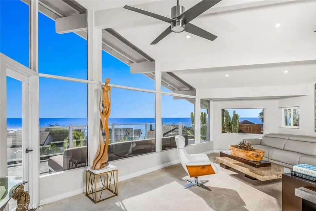 2 Camel Point Drive