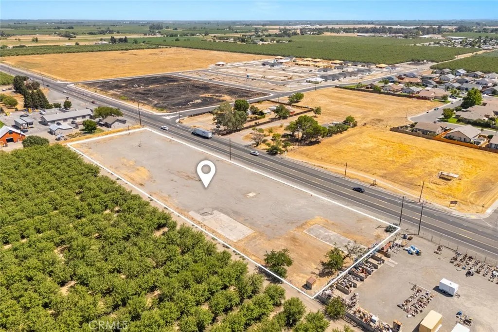 904 E Walker