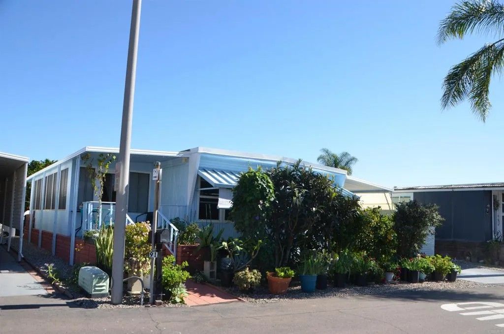 Photo of 245 W Bobier Drive #Spc 91, Vista, CA 92083 (MLS # NDP2601306)