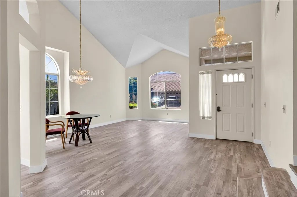 1182 Bel Air Court