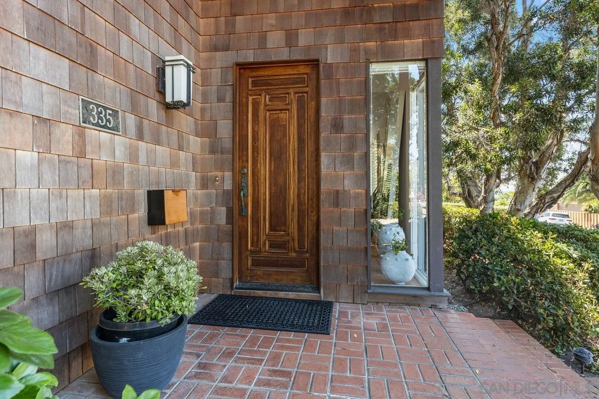 335 Fern Glen