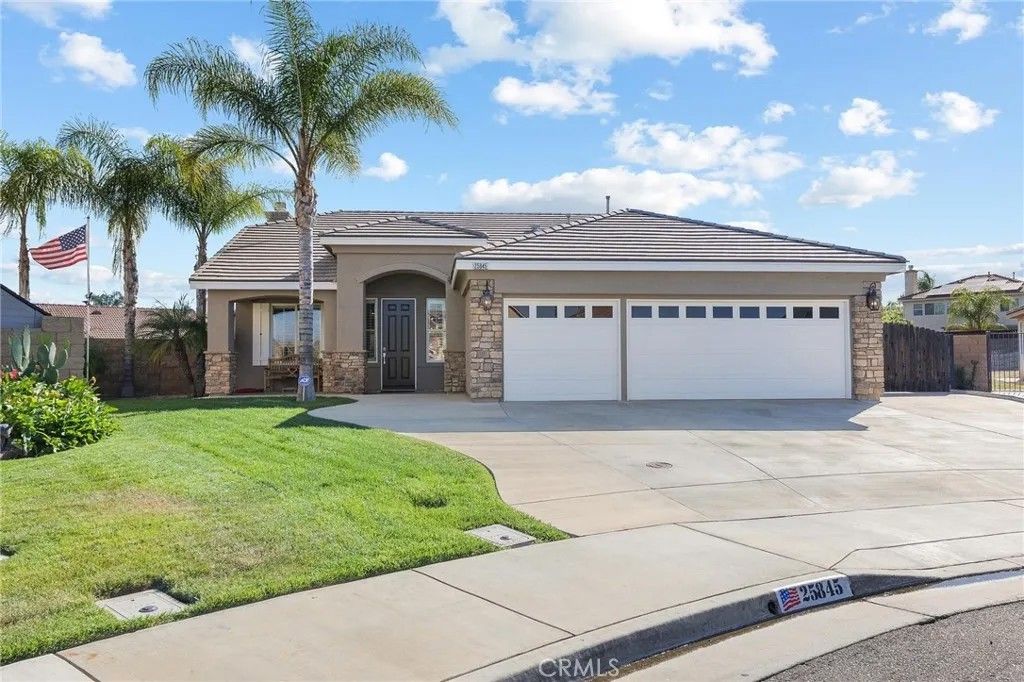 Photo of 25845 Lazy Cloud Way, Menifee, CA 92585 (MLS # IG26081384)