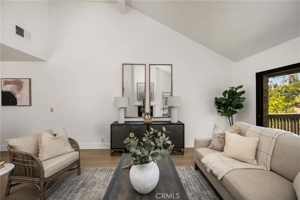 9 Canyon Island Drive