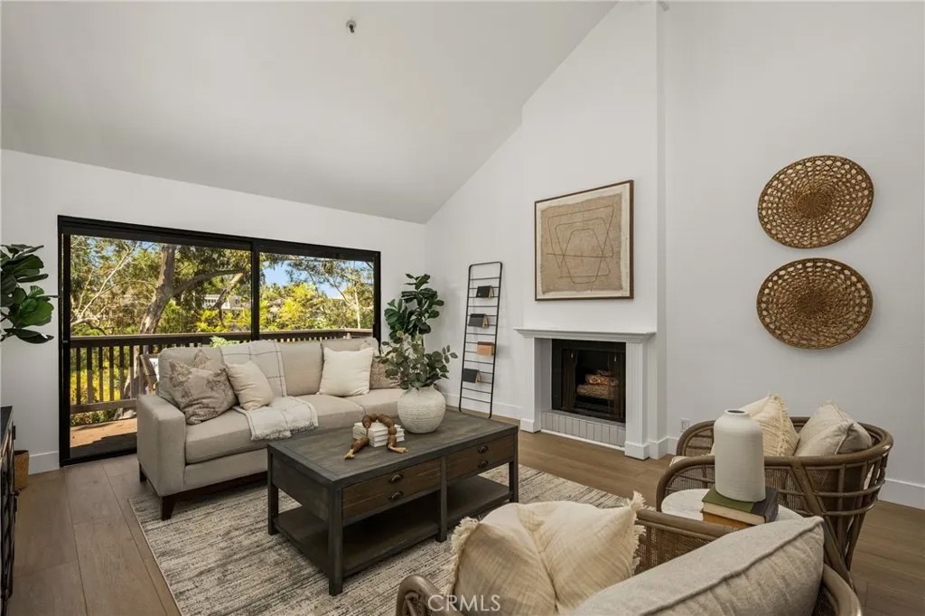 9 Canyon Island Drive