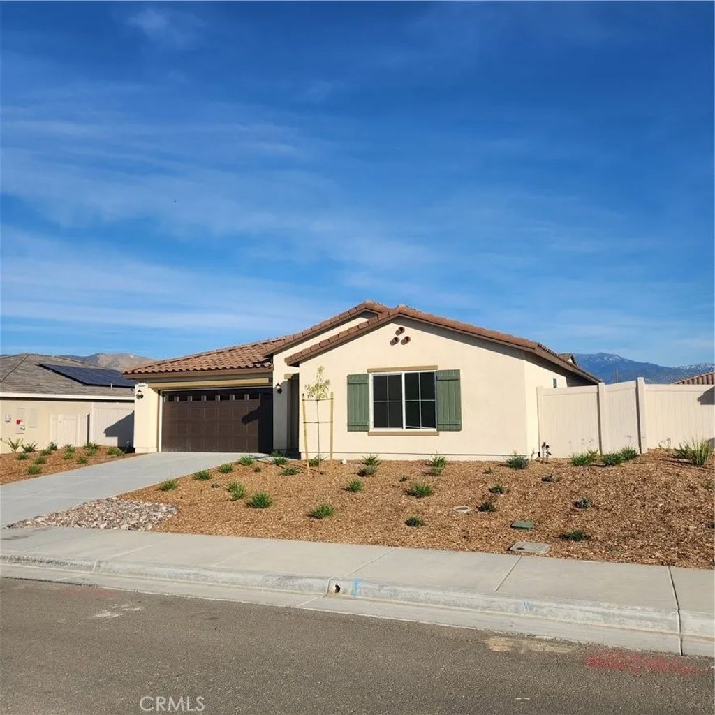 Photo of 1077 Greystone Way, San Jacinto, CA 92582 (MLS # IV25280973)