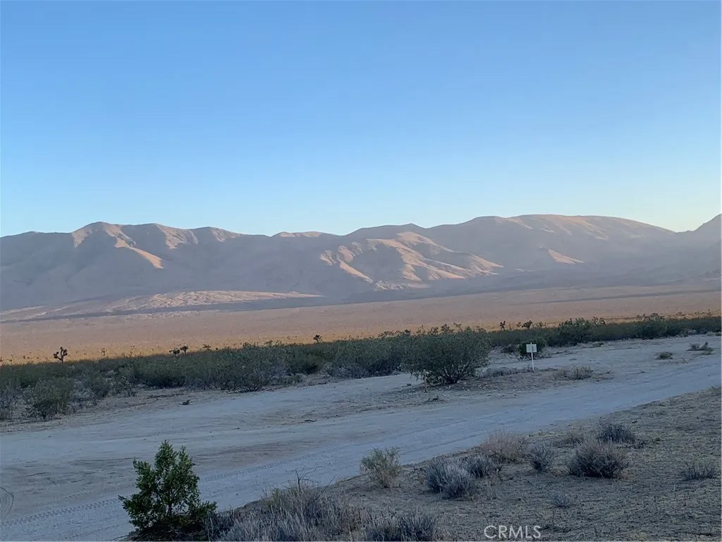 0 VL Near Lucerne Valley Cutoff