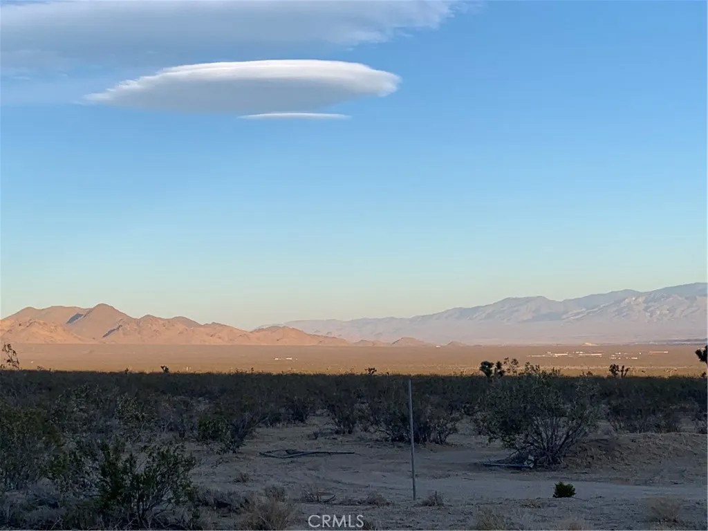 0 VL Near Lucerne Valley Cutoff