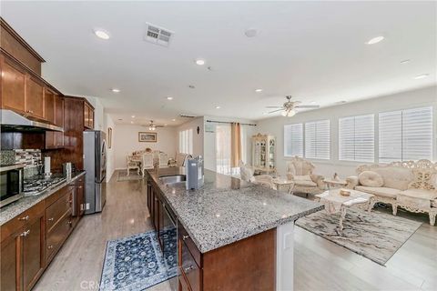 Tiny photo for 15581 Curry Pl, Fontana, CA 92336 (MLS # CV25246684)