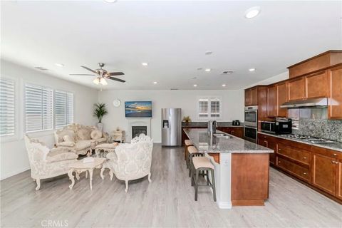 Tiny photo for 15581 Curry Pl, Fontana, CA 92336 (MLS # CV25246684)