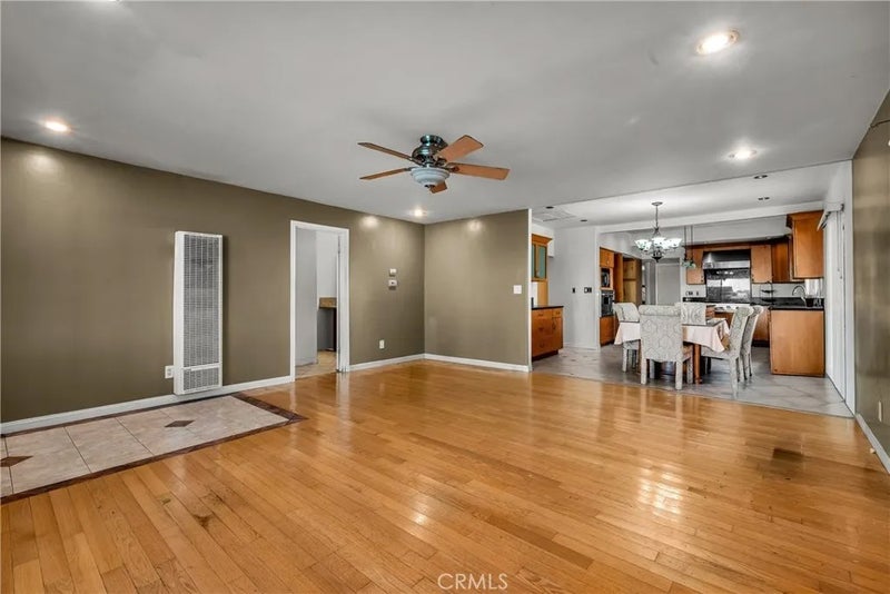 2326 Loy Lane