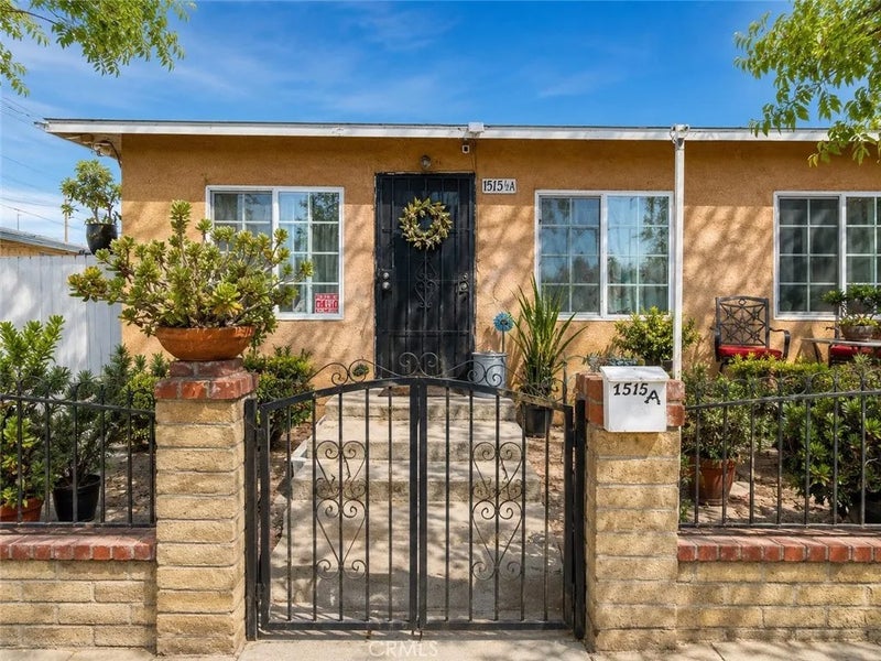 1515 E Young