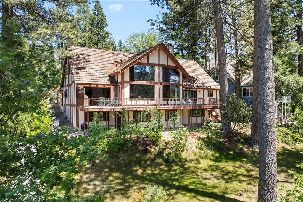 524 Golf Course Road
