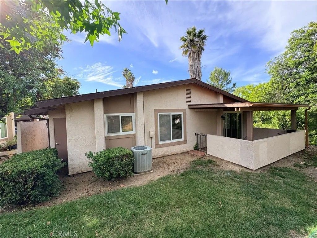 Photo of 12563 Caminito De La Gallarda, San Diego, CA 92128 (MLS # PW26106128)