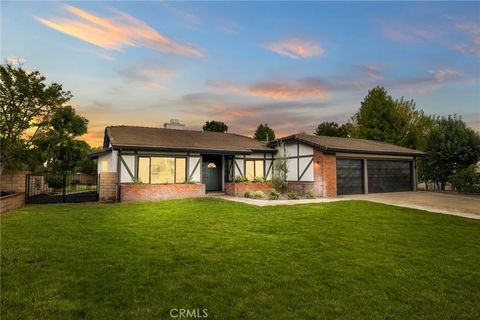 2246 N Kelly Upland CA 91784