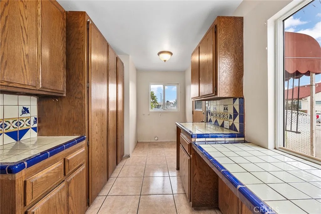 740 Albee