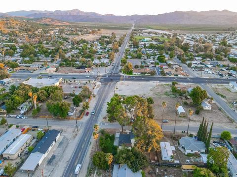 Tiny photo for 43978 C St, Hemet, CA 92544 (MLS # 250041304)