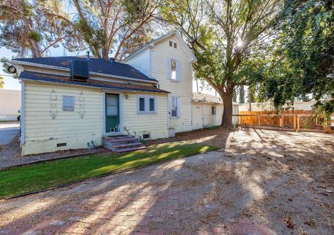 Tiny photo for 43978 C St, Hemet, CA 92544 (MLS # 250041304)