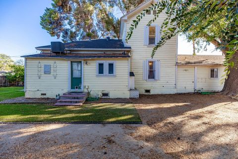 Tiny photo for 43978 C St, Hemet, CA 92544 (MLS # 250041304)