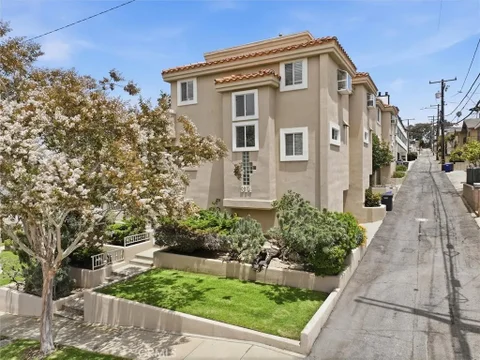 MLS: SB26194459