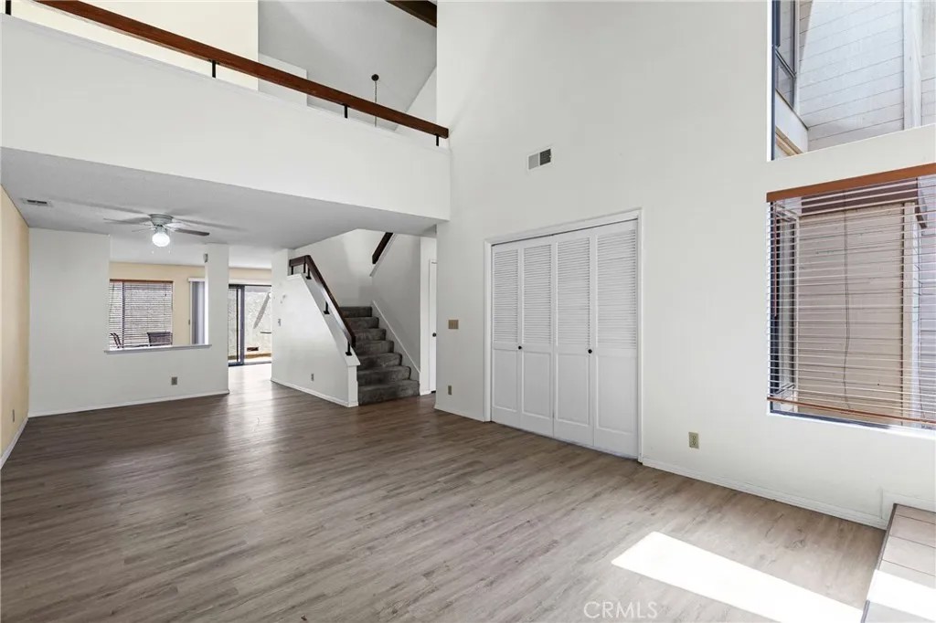 1204 Cobblestone
