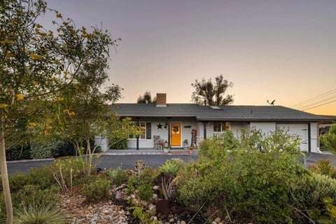 Photo of 812 Sharon Way, El Cajon, CA 92020 (MLS # 260022503)