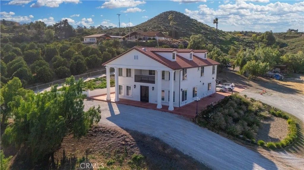 Photo of 17423 Wicker Way, Riverside, CA 92504 (MLS # IV26026612)