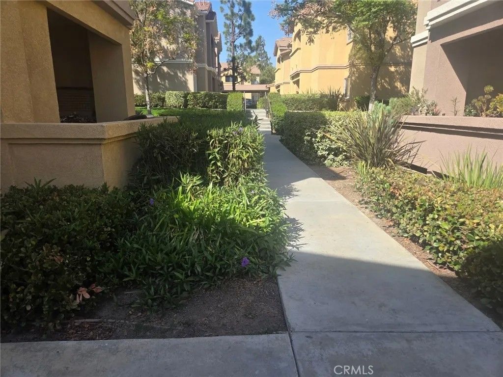 Photo of 41410 Juniper, Murrieta, CA 92562 (MLS # OC26124124)
